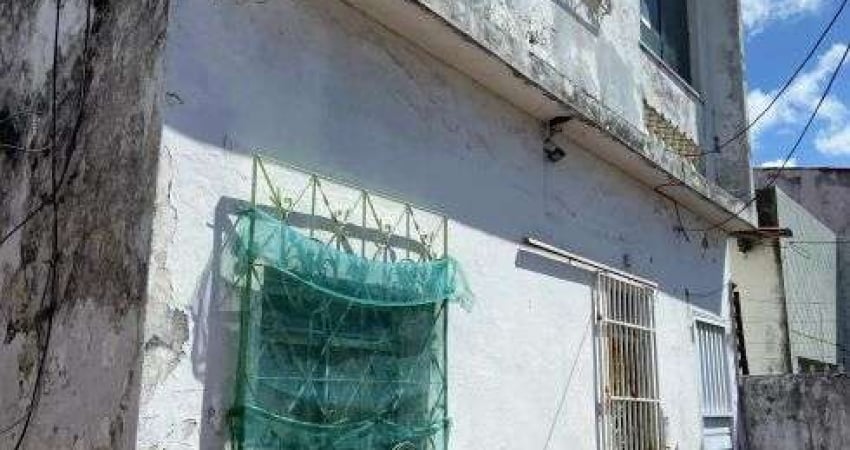 CASA TRIPLA NO SIQUEIRA CAMPOS