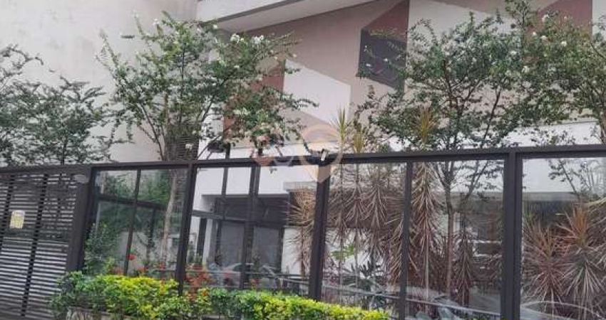 Studio à venda com vaga de moto no Centro Histórico - SP