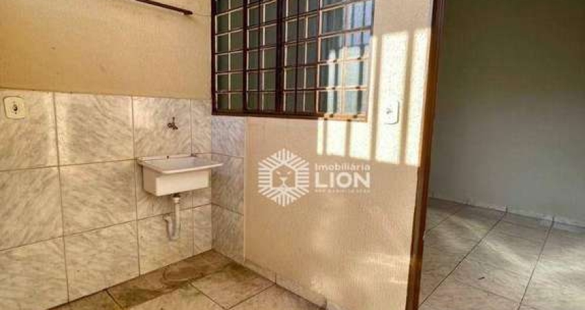 Kitnet com 1 dormitório para alugar, 1 m² por R$ 1.000/mês - Santo Antônio de Lisboa - Rio Verde/GO