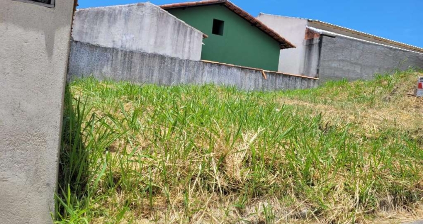 Terreno em Condomínio para Venda em São Pedro da Aldeia, Fluminense