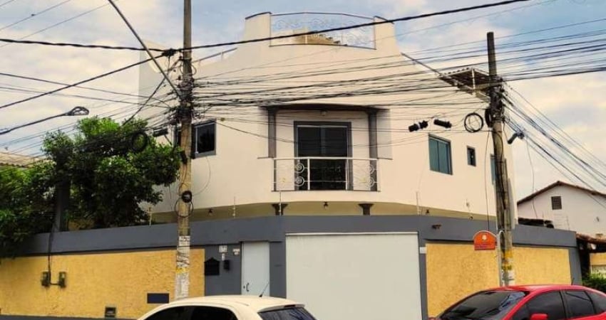 Casa para Venda em Cabo Frio, Jardim Excelsior, 3 dormitórios, 3 suítes, 5 banheiros, 3 vagas