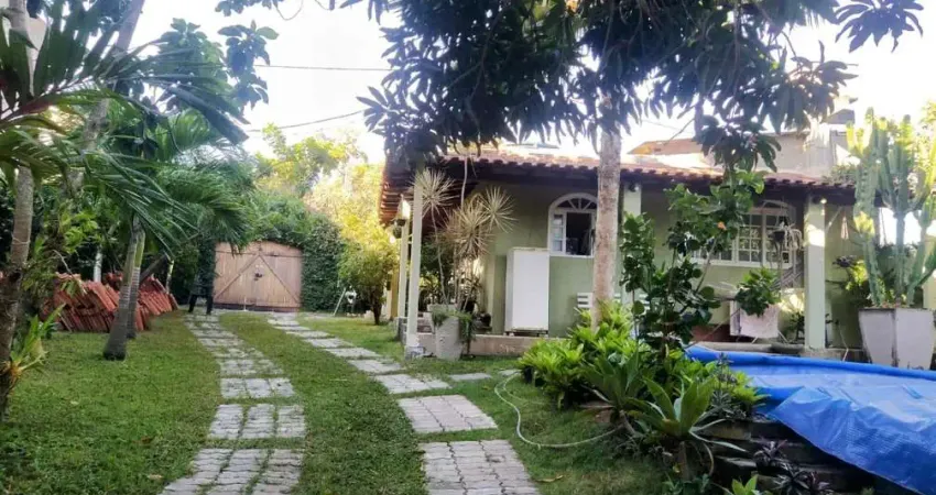 Casa para Venda em Cabo Frio, Jardim Peró, 2 dormitórios, 1 banheiro