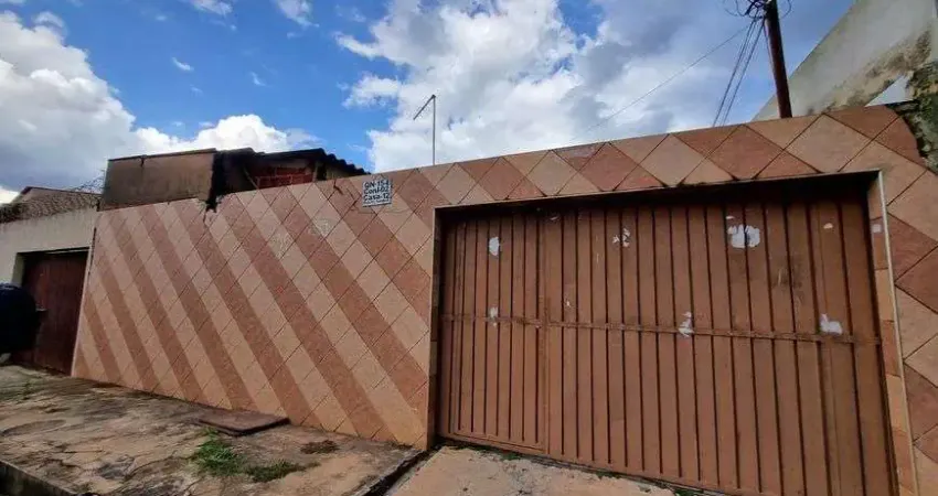 Casa para venda possui 87 metros quadrados com 3 quartos em Riacho Fundo II - Brasília - DF