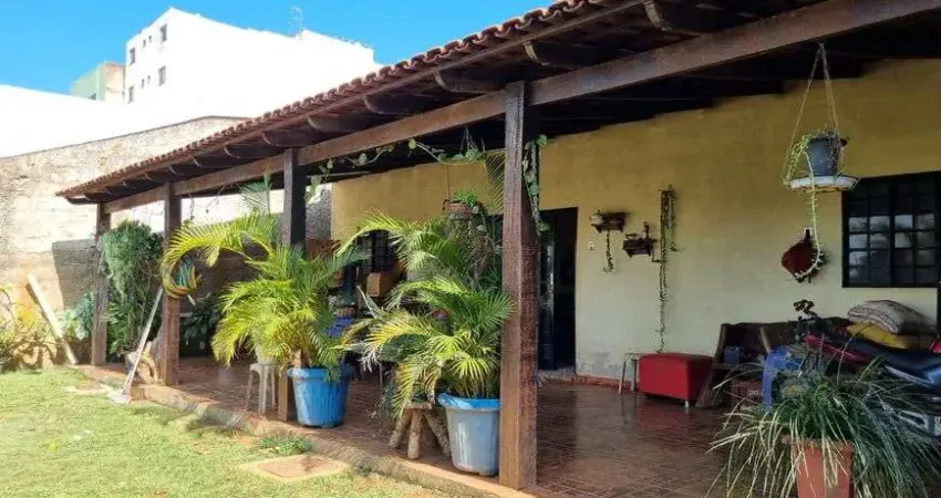 Casa de condomínio para venda com 180 metros quadrados com 2 quartos