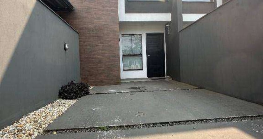 Casa com 3 dormitórios à venda, 86 m² por R$ 479.900,00 - Iririú - Joinville/SC