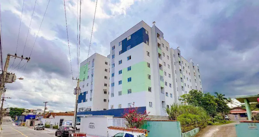 Apartamento com 2 dormitórios à venda, 44 m² por R$ 375.000,00 - Costa e Silva - Joinville/SC