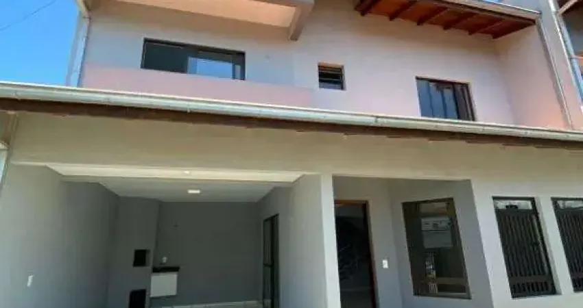 Casa com 3 dormitórios para alugar, 140 m² por R$ 3.290,00/mês - Costa e Silva - Joinville/SC