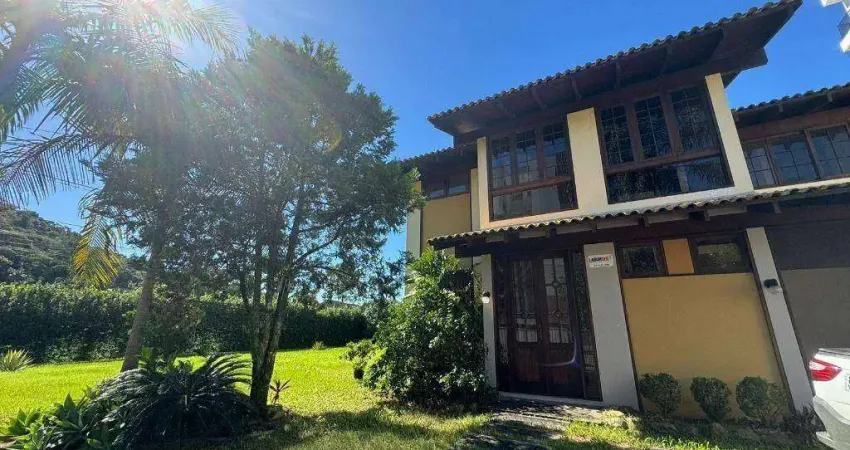 Casa com 3 dormitórios para alugar, 280 m² por r$ 9.070,00/mês - américa - joinville/sc