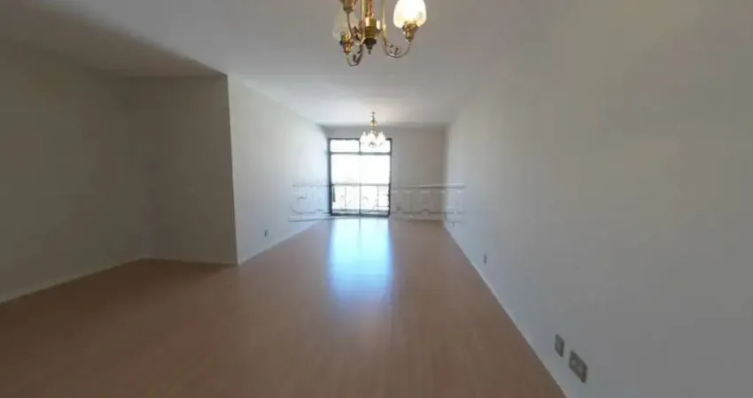 Apartamento para venda e locação com 150m², 3 quartos sendo 1 suíte e 2 vagas em ótima localização na Vila Itapura.