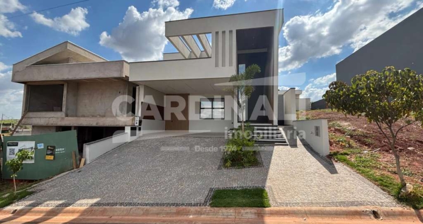 Venha morar na Casa dos seus sonhos! Com 300 m2 de terreno e 198 m2 construído, Localizada no melhor Condomínio de Paulínia..