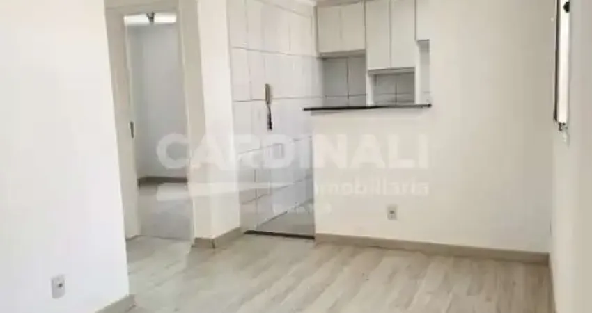 Apartamento com 2 Quartos e 1 banheiro à Venda, 44 m² por R$ 260.000