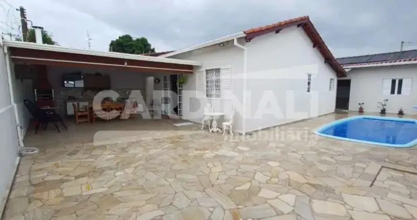 Linda casa com piscina à venda  no bairro vila georgina, campinas/sp! ?