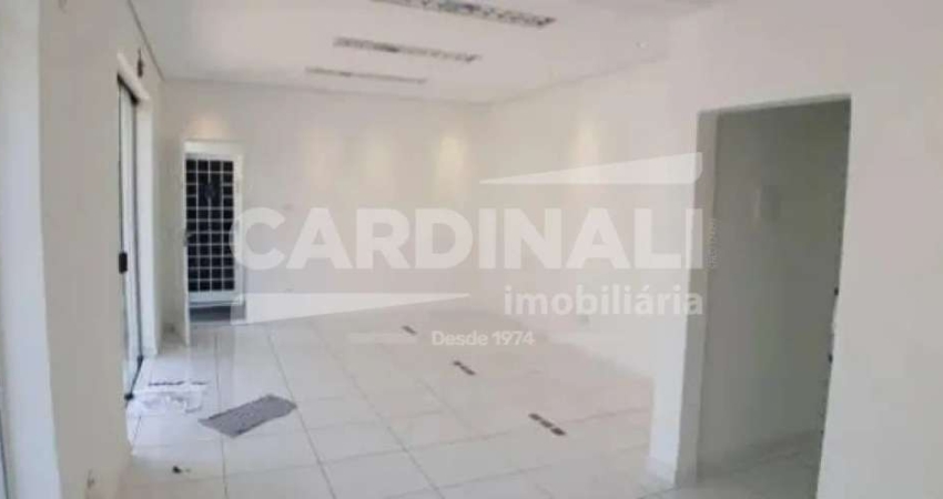 Conjunto de Salas Comercial com 3 banheiros para locação com excelente localização no Cambuí.