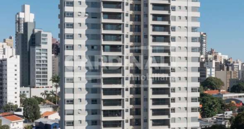Apartamento à Venda com 3 Suítes, lazer completo e 140 m² no Cambuí, Campinas/SP.