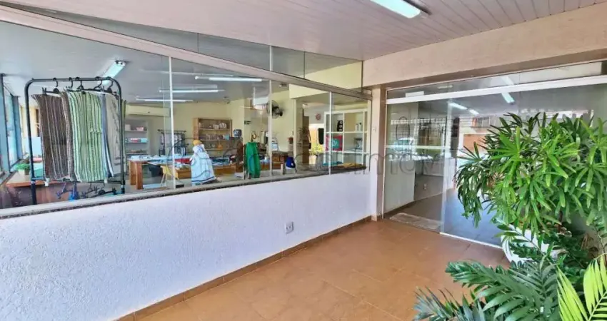 Casa comercial de 320m² disponível para locação - Jardim São Luiz.