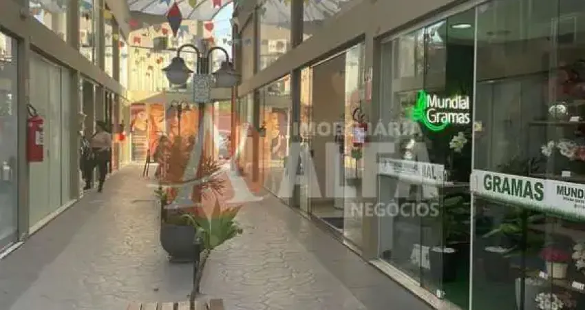 Sala comercial com 44 m² - Jardim da Glória - Granja Viana - Cotia /SP