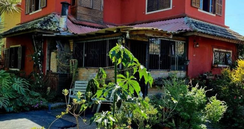 Casa com 3 quartos à venda na Servidão Canarinho, 109, Rio Tavares, Florianópolis