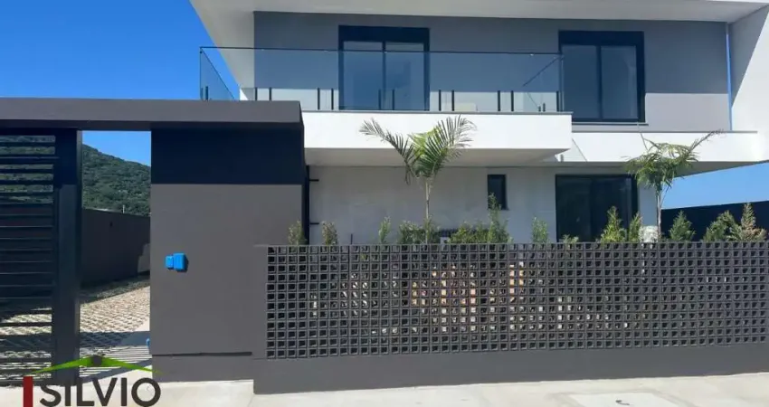 Casa à venda na Darly Barros, 3, Lagoa da Conceição, Florianópolis