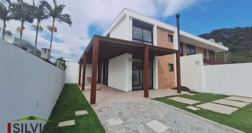 Casa com 3 quartos à venda na Manoel Pedro da Silveira, 01, Barra da Lagoa, Florianópolis