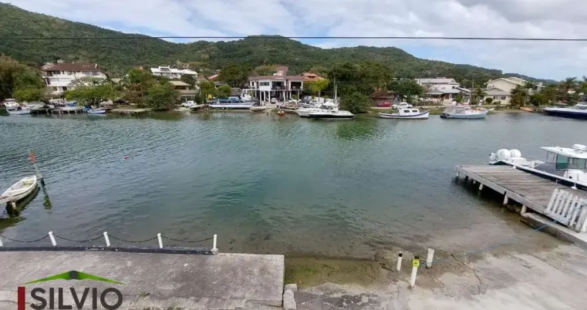 Casa com 4 quartos à venda na Servidão do Canal, 43, Barra da Lagoa, Florianópolis