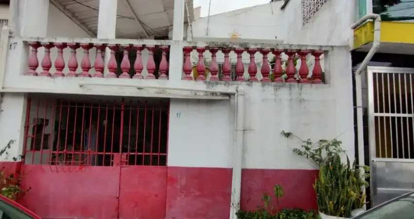 OTIMA CASA, LOCALIZADA A 10 MIN A PÉ ESTAÇÃO PRIMAVERA INTERLAGOS!!!