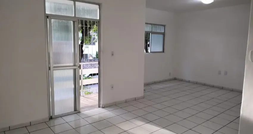 Apartamento com 03 quartos sendo 02 suítes, Bairro Santa Rosa, Campina Grande - PB