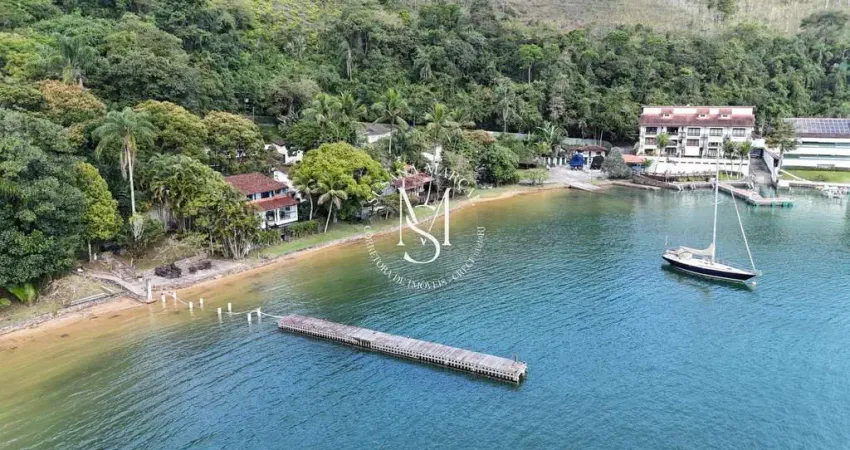 Casa de alto padrão no condomínio azaleia com vaga náutica em angra dos reis