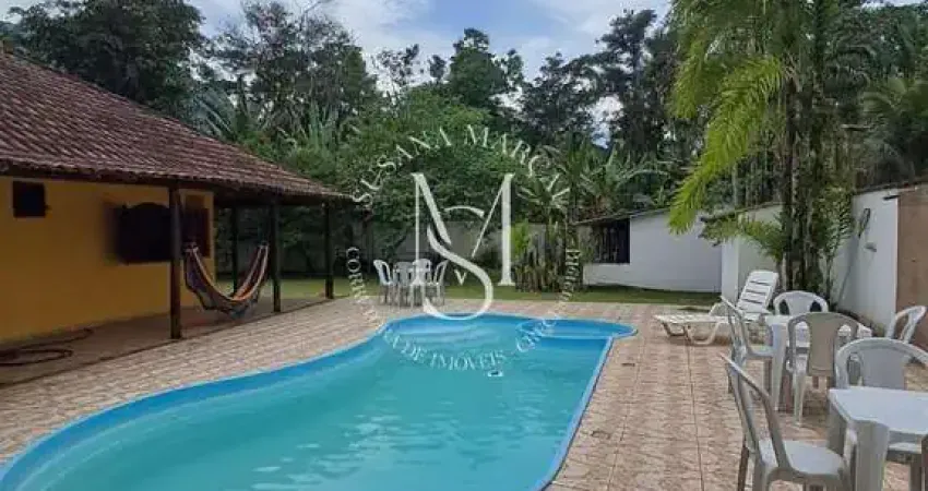 Sítio para temporada para até 15 pessoas com piscina e área gourmet – angra dos reis