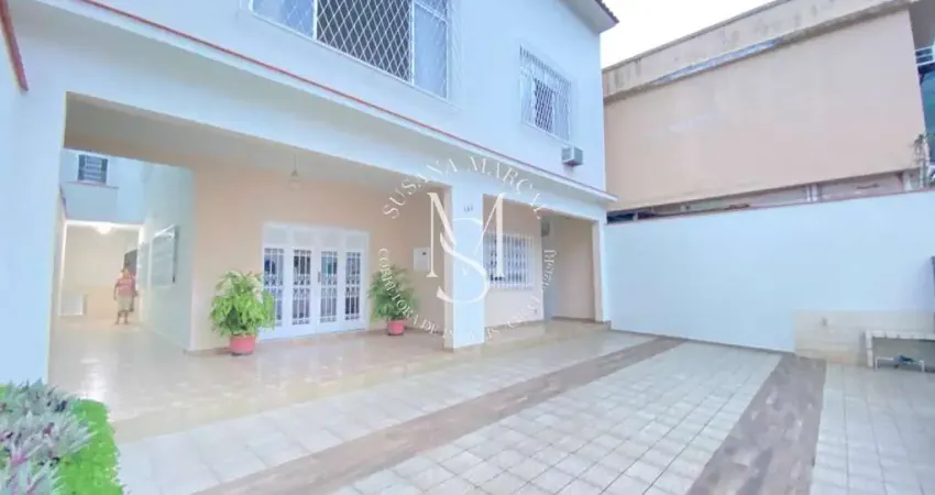 Casa com 6 quartos à venda no Centro, Angra dos Reis
