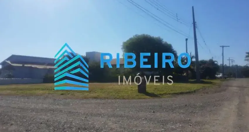 Terreno com excelente topografia e localização em Porangaba