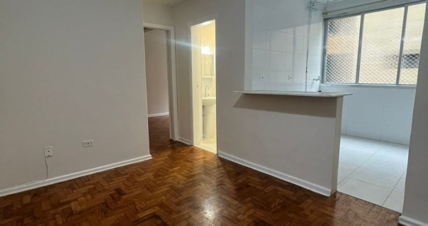 Apartamento Reformado 1 Dorm no Gonzaga – Próximo à Praia e Shoppings por R$ 350 mil