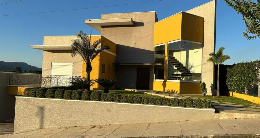 Casa Luxuosa com Piscina e Espaço Gourmet. Porteira fechada! 