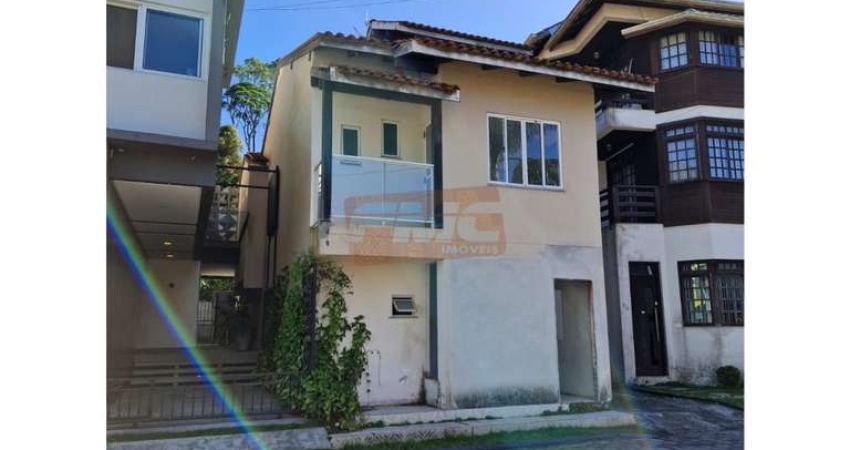 Casa  com 3 suítes para Venda no bairro VARZEA DO RANCHINHO - CAMBORIU/SC