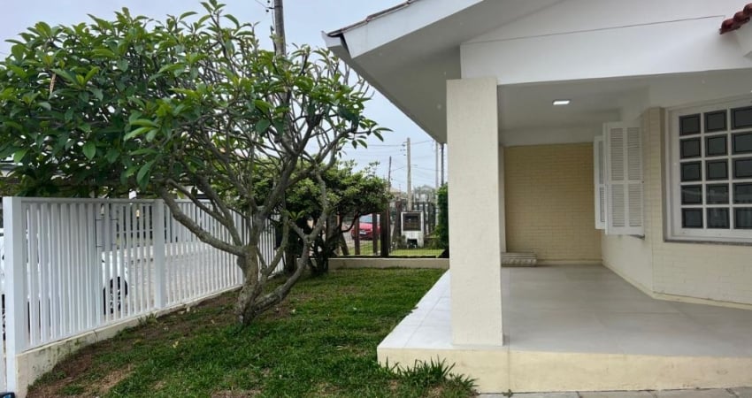 Casa Centro de Xangri-lá com 4 dormitórios