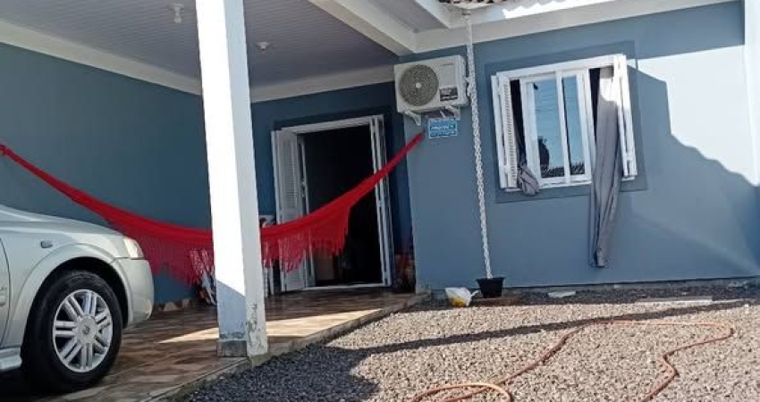 Lindo Imóvel no Bairro Nazaré – Cidreira/RS! Casa Nova e Semi Mobiliada!