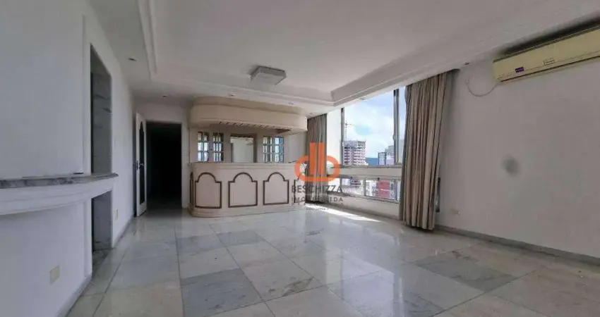 Apartamento com quatro quartos Gonzaga - Santos/SP