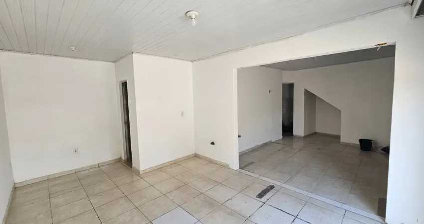 Loja na parada 40 com 56m² ao lado da confeitaria segredos da vilma