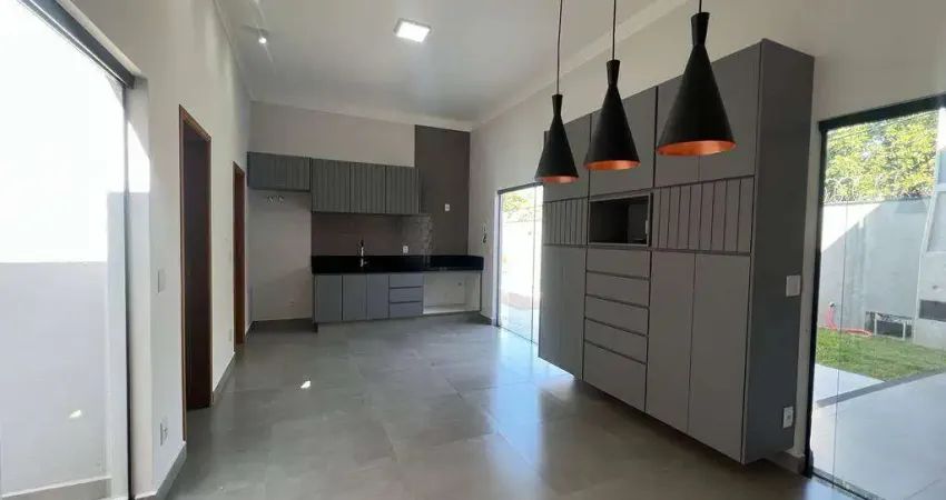 Linda casa com 3 suítes, piscina, bairro Alto Paraíso
