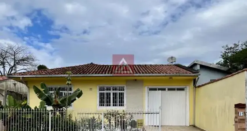 CASA DE 3 DORMITÓRIOS PRÓXIMA A AVENIDA DAS TORRES