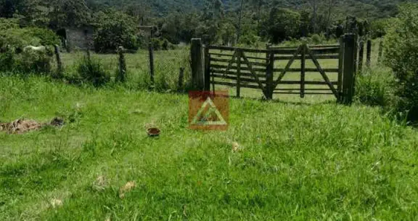 AMPLO TERRENO  BAIRRO RATORES EM FLORIANÓPOLIS