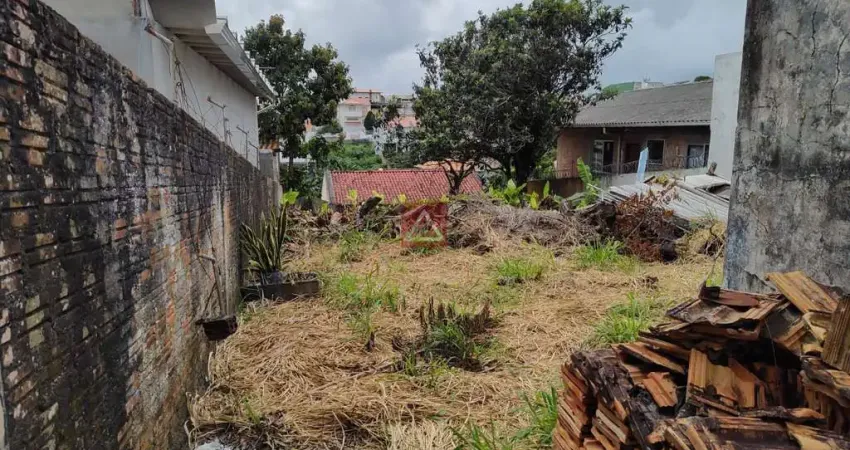 Terreno à venda na Rua Moura, 183, Barreiros, São José
