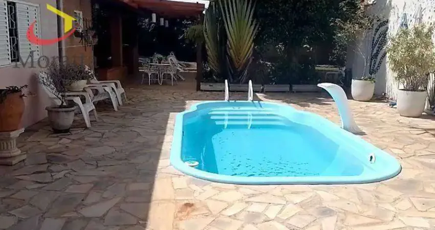 Casa com 4 dormitórios à venda, 223 m² por R$ 1.800.000,00 - Centro - Salto/SP