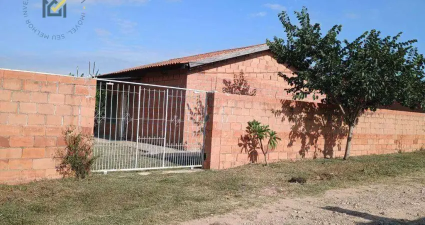 Chácara com 2 dormitórios à venda, 1000 m² por R$ 320.000,00 - Chácara Maracajás - Salto/SP