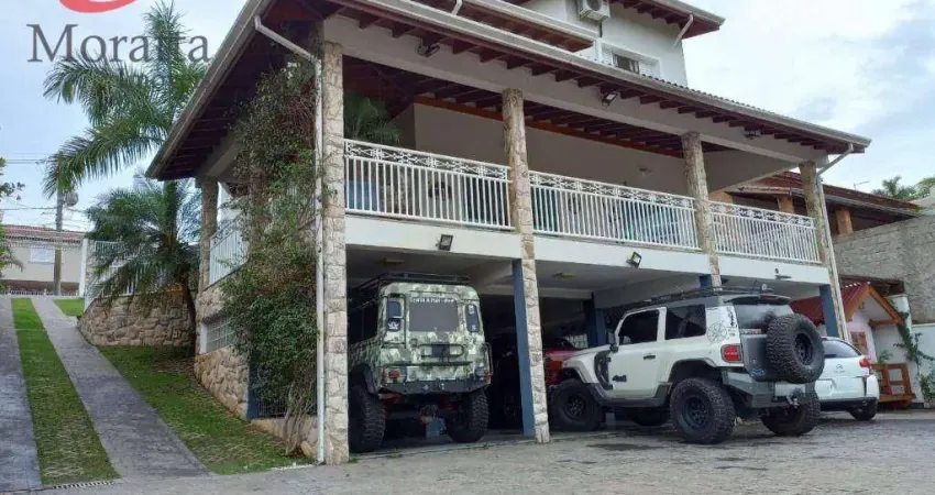 Casa com 3 dormitórios à venda, 450 m² por R$ 2.300.000,00 - Condomínio Zuleika Jabour - Salto/SP