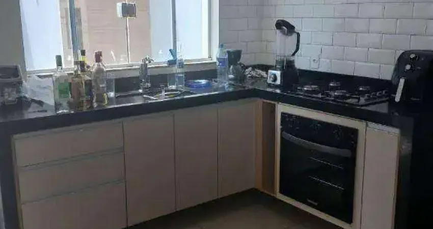 Casa em condomínio com 2 dormitórios à venda, 95 m² por R$ 530.000 - Condomínio Guarujá - Salto/SP