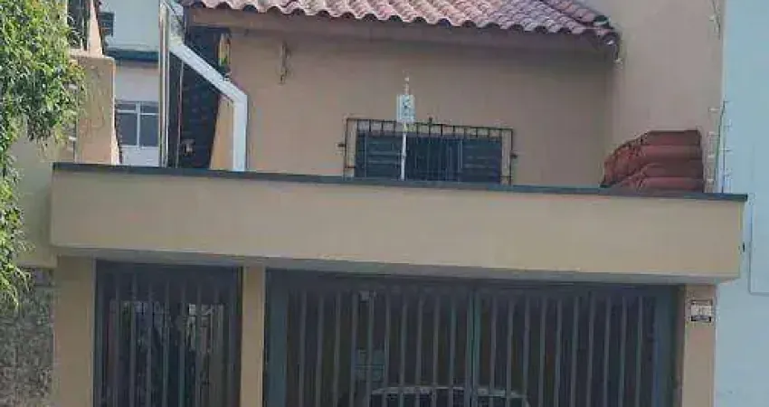 Casa com 2 dormitórios à venda, 67 m² por R$ 424.000 - Vila Teixeira - Salto/SP