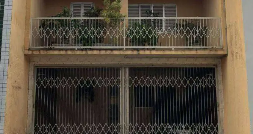 Casa com 4 dormitórios à venda, 203 m² por R$ 470.000 - Centro - Salto/SP