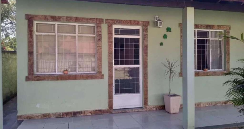 Casa de condomínio à venda, 200m²