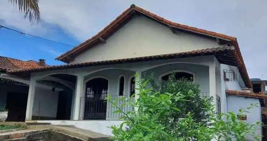 Casa à venda, 360m² de terreno
