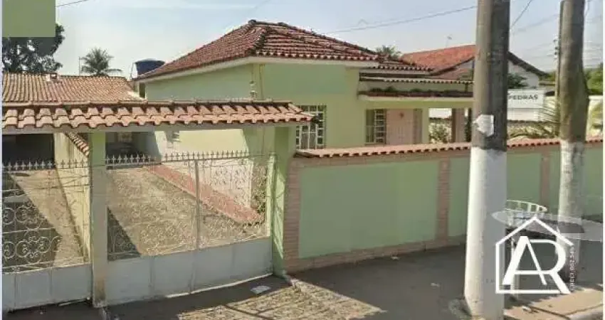 Casa à venda em Itaboraí, Venda das Pedras, com 3 quartos, 70m²